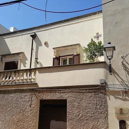 Palazzo Corcioli 住宿加早餐酒店 3*