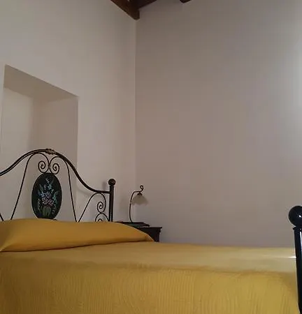 Palazzo Corcioli 住宿加早餐酒店 梅萨涅