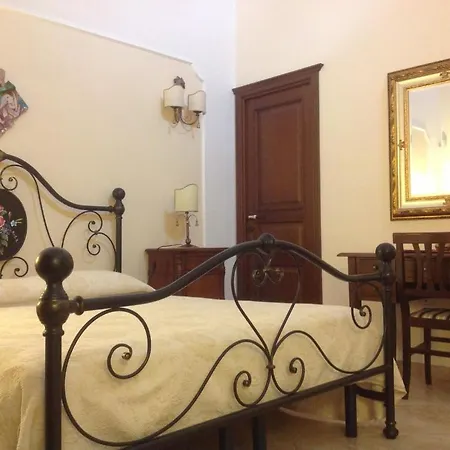 Palazzo Corcioli 住宿加早餐酒店 3*