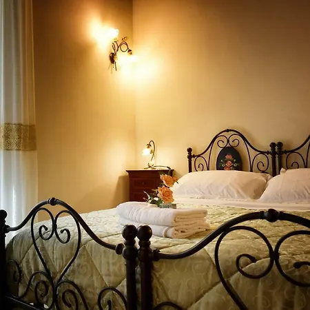 Palazzo Corcioli 住宿加早餐酒店