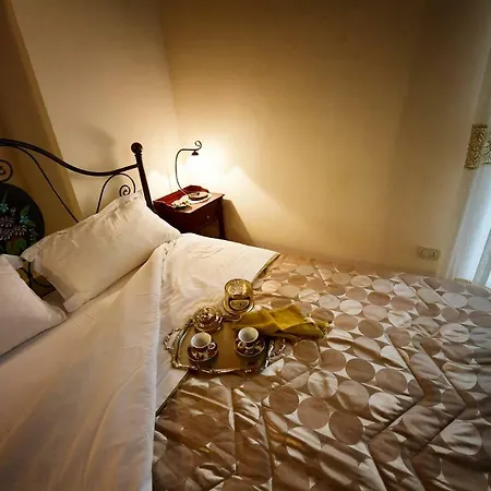 Palazzo Corcioli Bed & Breakfast